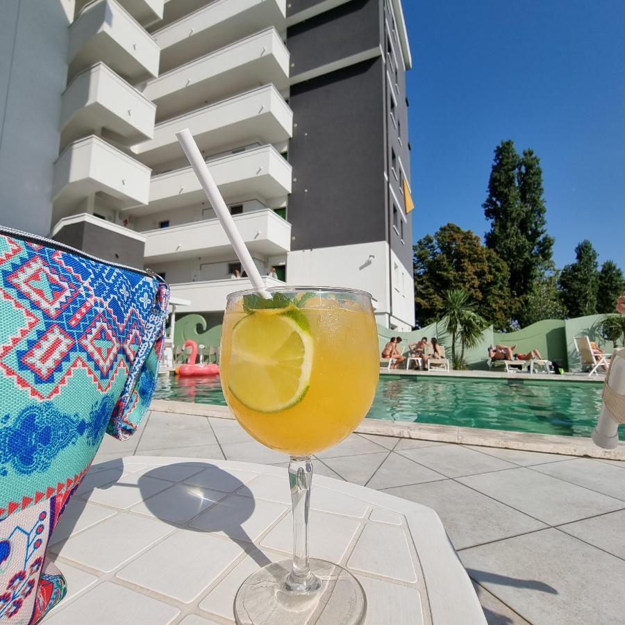 Nero D'Avorio Apartments Rimini Extérieur photo