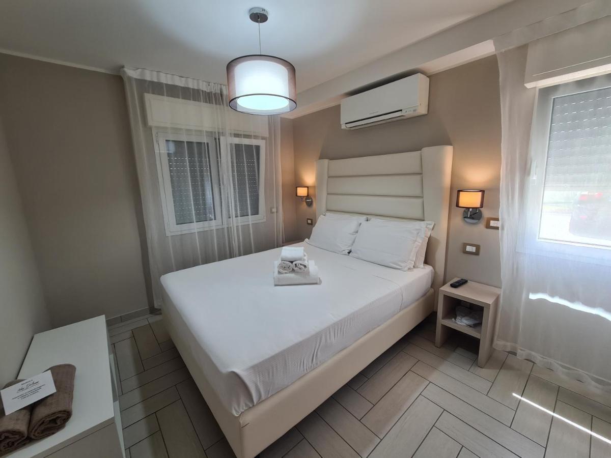 Nero D'Avorio Apartments Rimini Extérieur photo